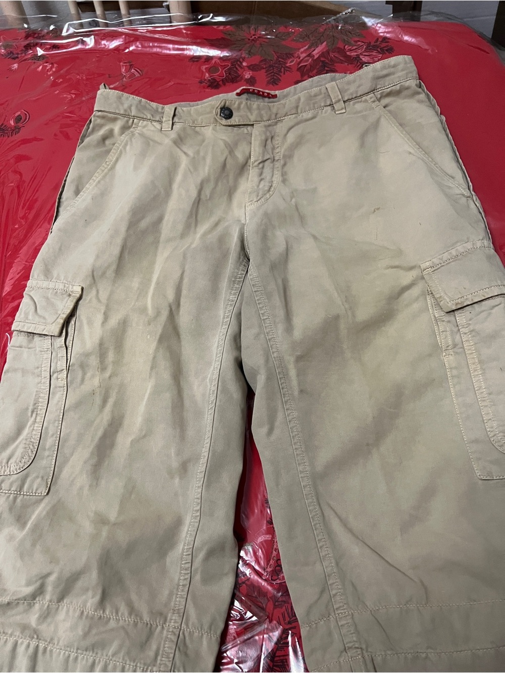 Prada Men’s  Vintage Beige Cargo Shorts Sz 34 EUC - Picture 2 of 10
